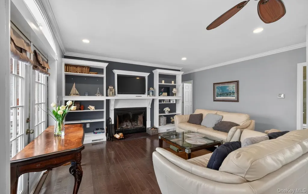 108 Awixa Avenue Bay Shore NY 11706