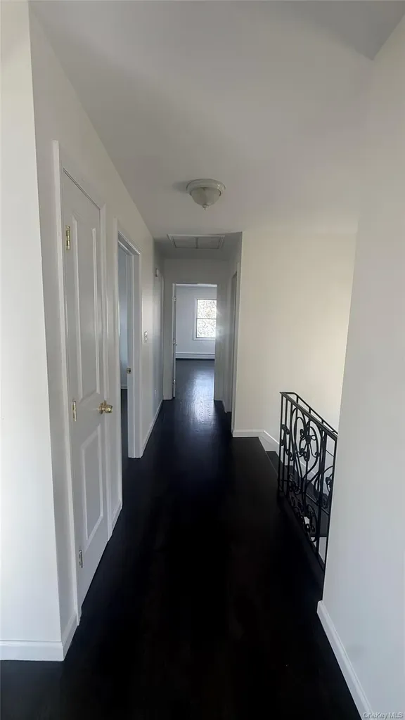 1318 Post Avenue Elmont NY 11003