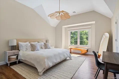 660 Sutton Place Greenport NY 11944