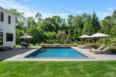 660 Sutton Place Greenport NY 11944
