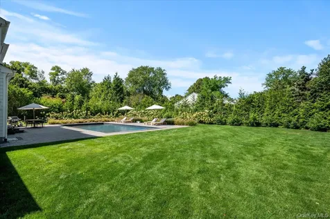 660 Sutton Place Greenport NY 11944