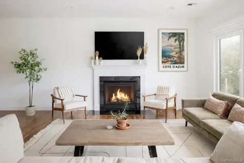 660 Sutton Place Greenport NY 11944