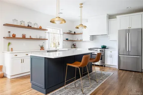 660 Sutton Place Greenport NY 11944