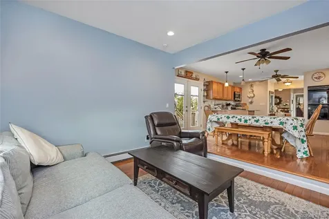 15 Bingham Place Amityville NY 11701