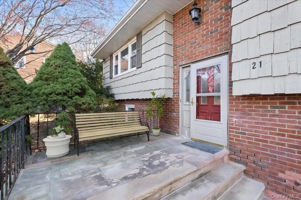 21 Park Avenue W White Plains NY 10607