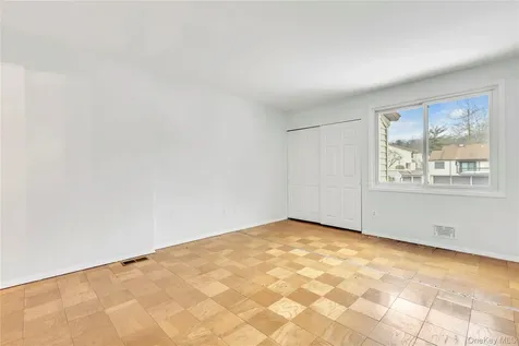 51 Jefferson Oval Yorktown Heights NY 10598