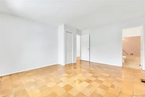 51 Jefferson Oval Yorktown Heights NY 10598