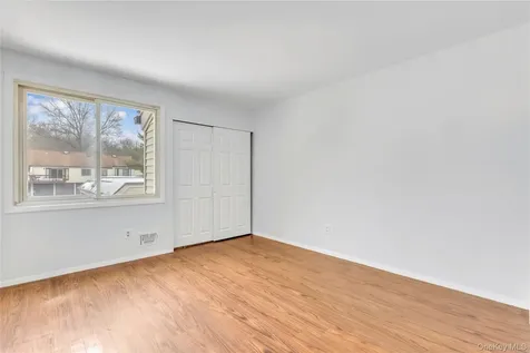 51 Jefferson Oval Yorktown Heights NY 10598