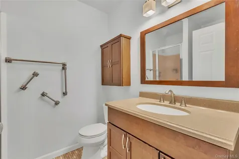 51 Jefferson Oval Yorktown Heights NY 10598
