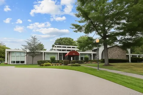 51 Jefferson Oval Yorktown Heights NY 10598