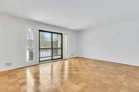 51 Jefferson Oval Yorktown Heights NY 10598