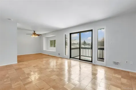 51 Jefferson Oval Yorktown Heights NY 10598
