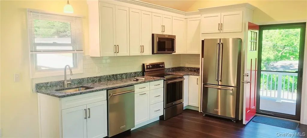 11 Curry Road Mahopac NY 10541