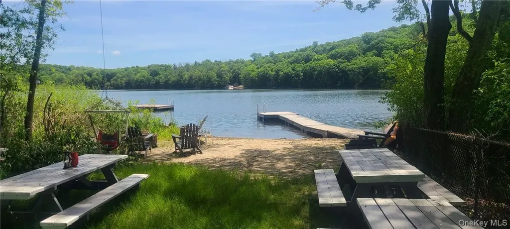 11 Curry Road Mahopac NY 10541