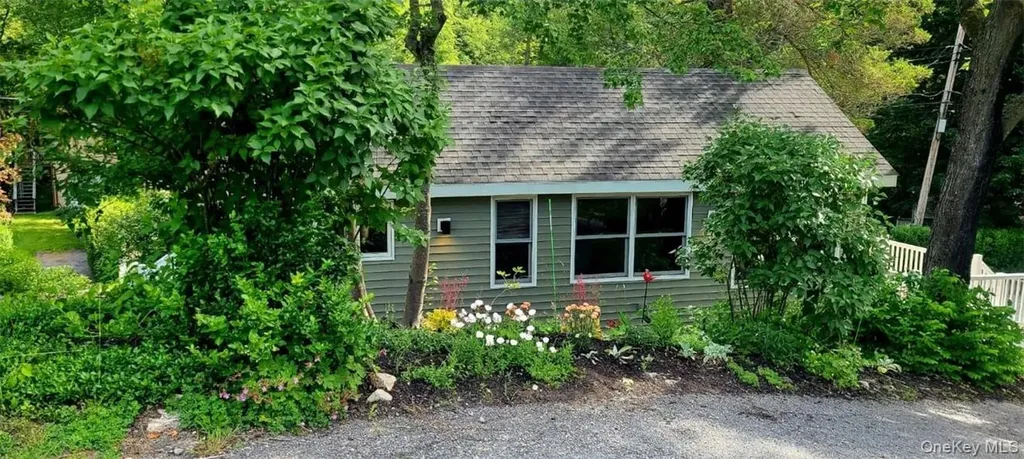 11 Curry Road Mahopac NY 10541