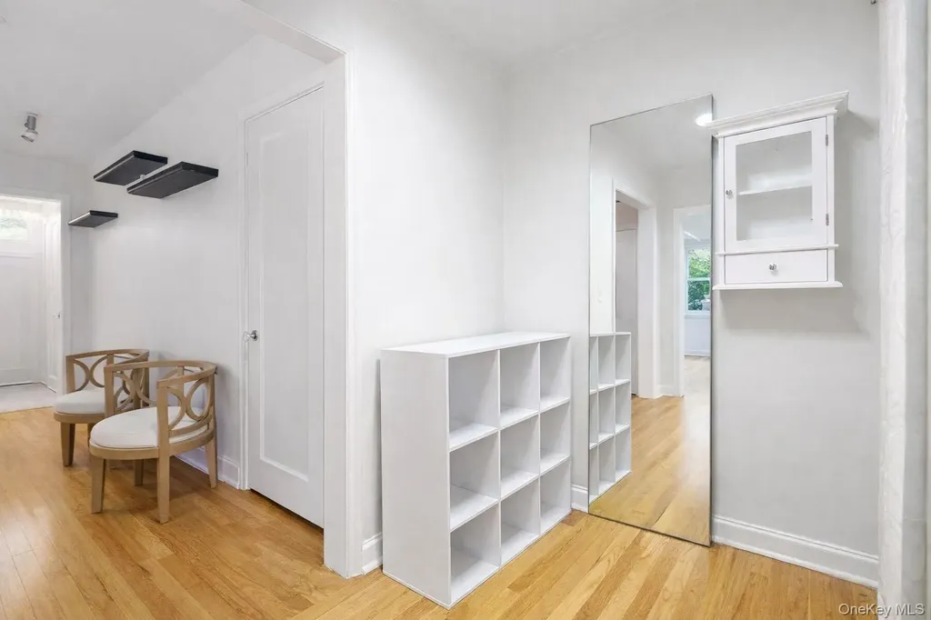 193-02 39 Avenue Flushing NY 11358