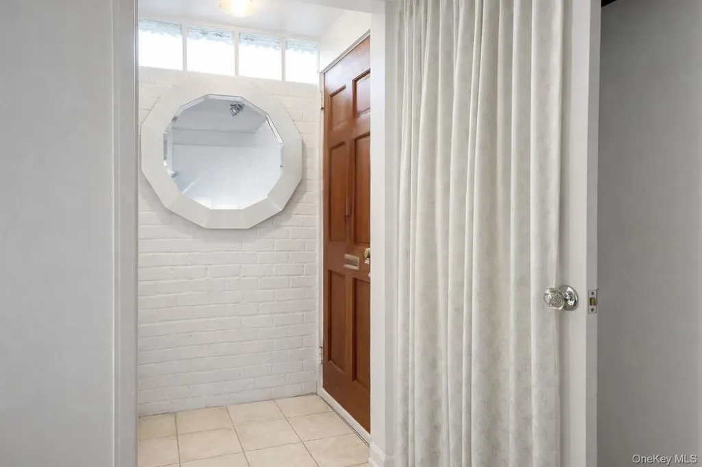 193-02 39 Avenue Flushing NY 11358