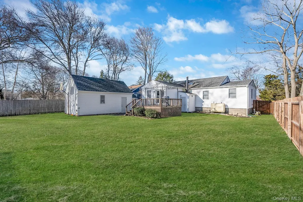 47 Thorburn Avenue Patchogue NY 11772