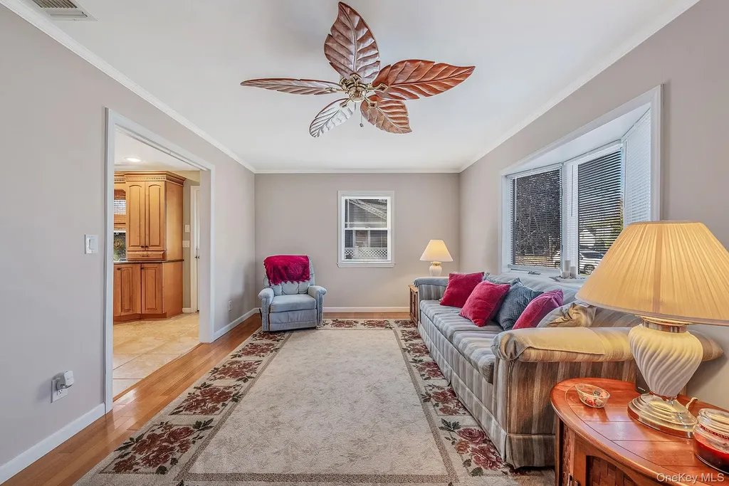 47 Thorburn Avenue Patchogue NY 11772