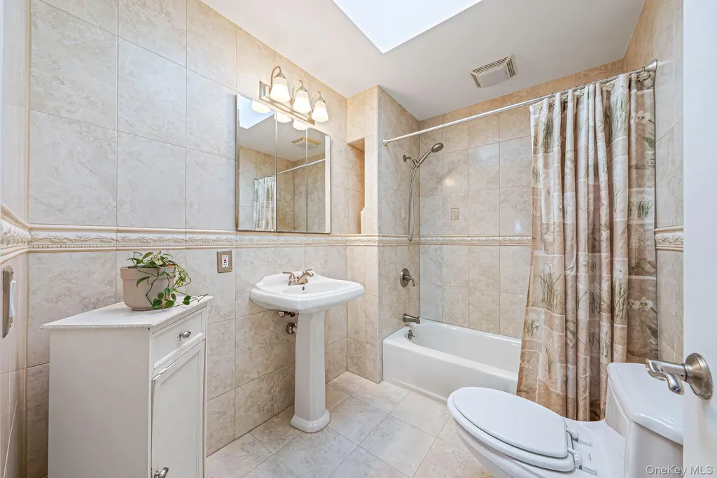 47 Thorburn Avenue Patchogue NY 11772