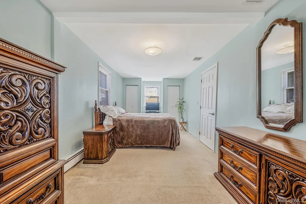 47 Thorburn Avenue Patchogue NY 11772
