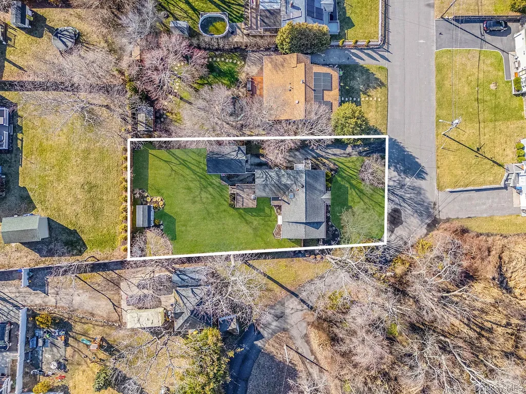47 Thorburn Avenue Patchogue NY 11772
