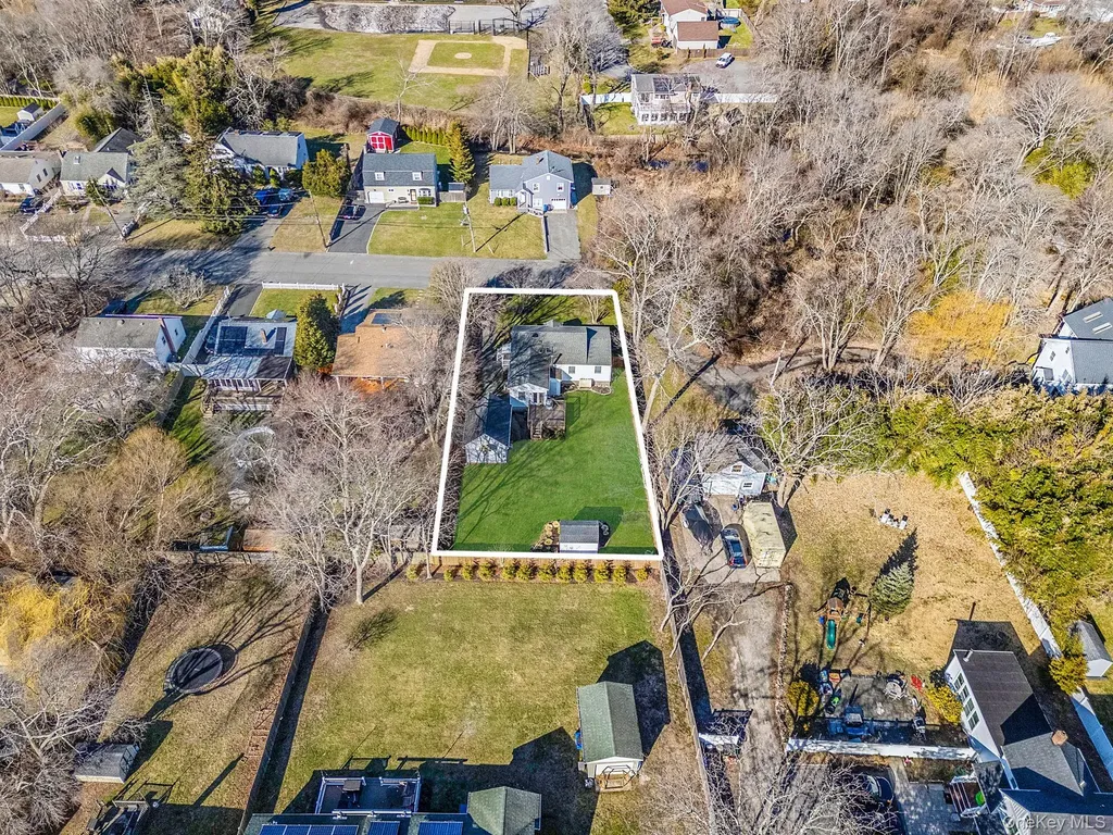 47 Thorburn Avenue Patchogue NY 11772