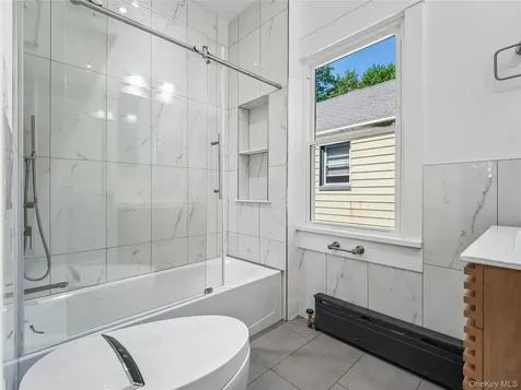 402 Westchester Avenue Mount Vernon NY 10552