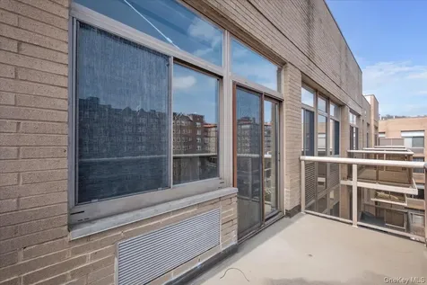 35 N Chatsworth Avenue Larchmont NY 10538