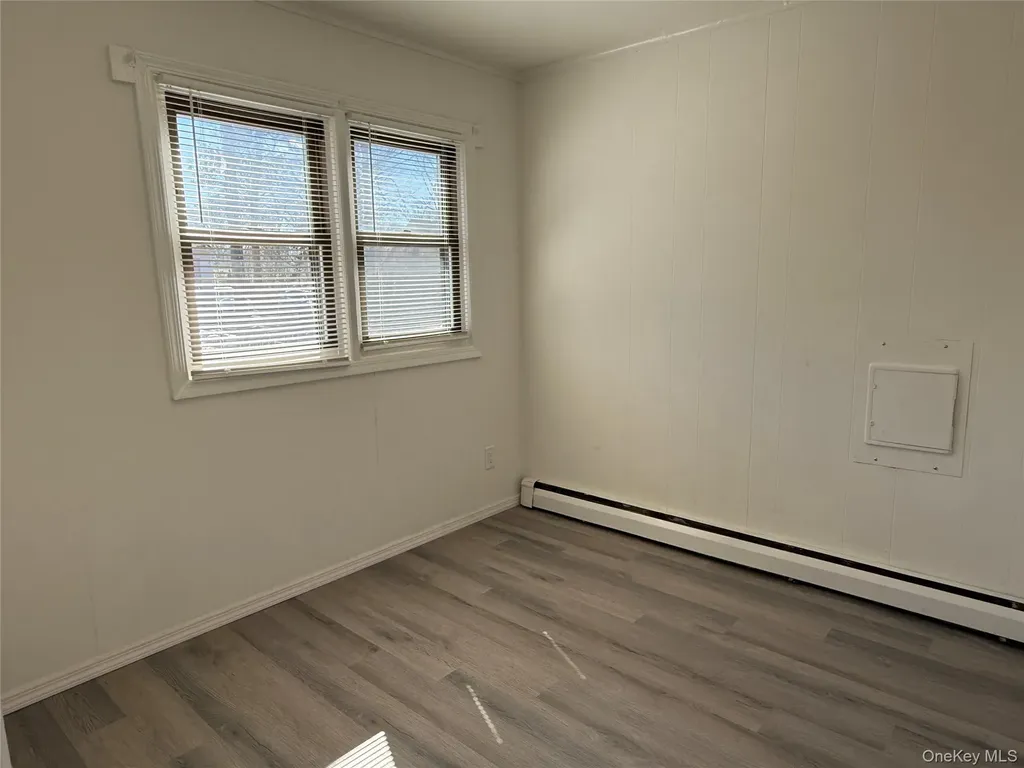 21 Sherwood Drive Mastic Beach NY 11951
