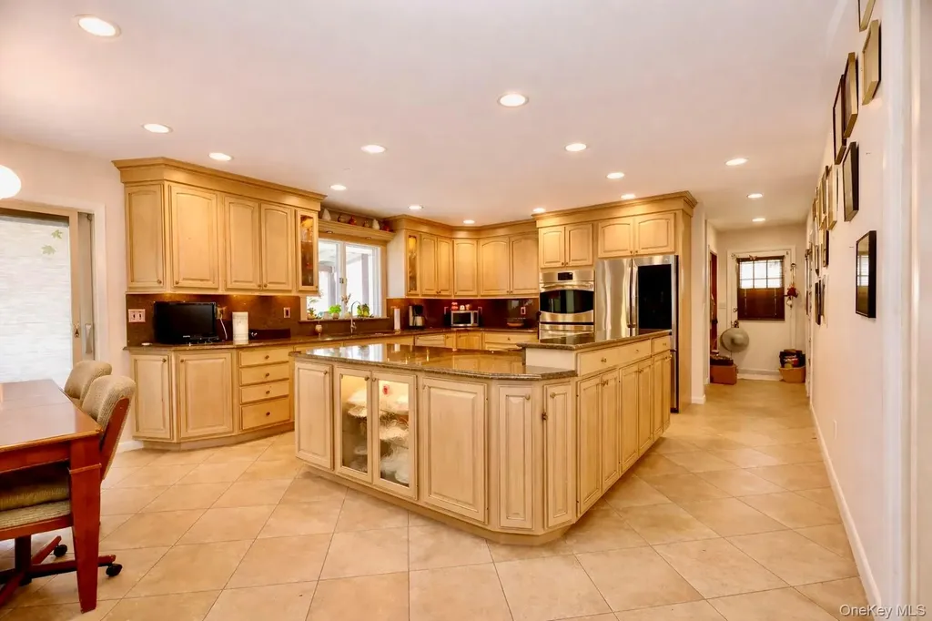 7 Starhaven Avenue Middletown NY 10940