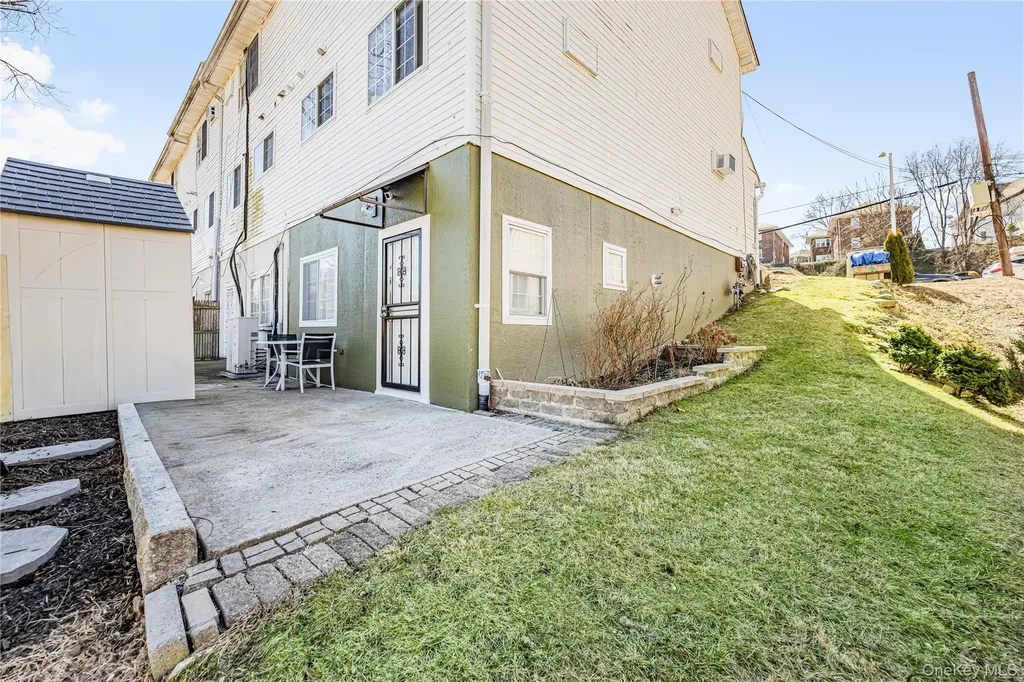451 E 3rd Street Mount Vernon NY 10553