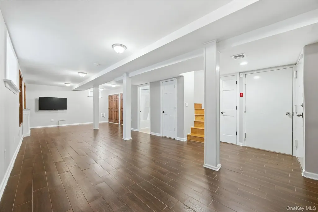 621 90th Street Brooklyn NY 11226