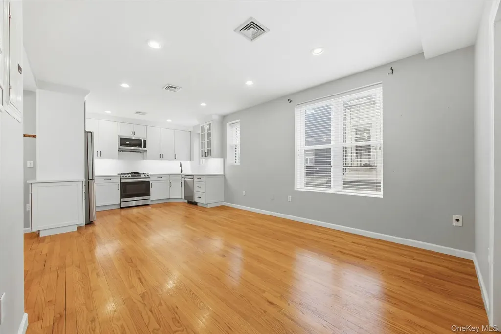 621 90th Street Brooklyn NY 11226