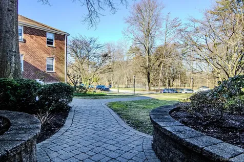 185 Bryant Avenue White Plains NY 10605