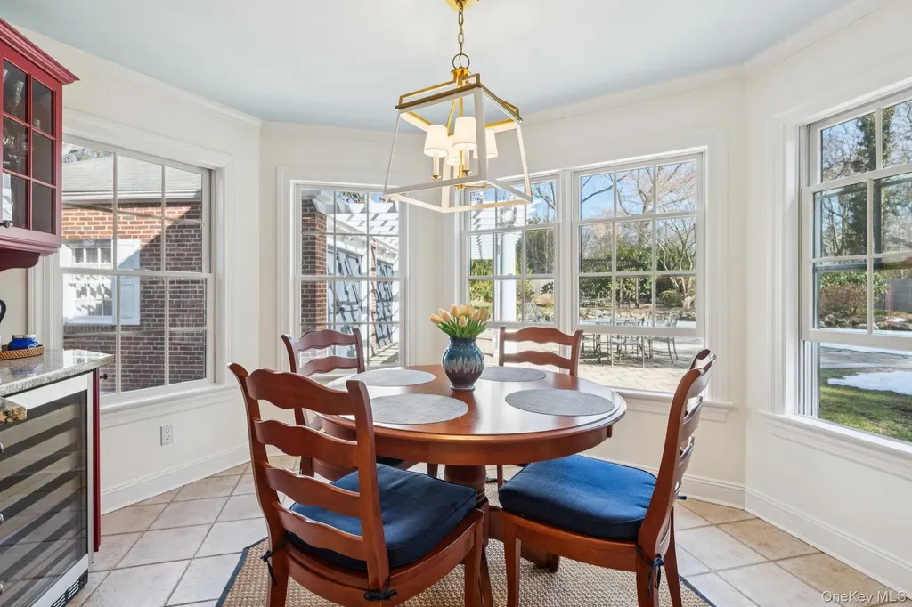 31 Fox Hunt Lane Cold Spring Harbor NY 11724