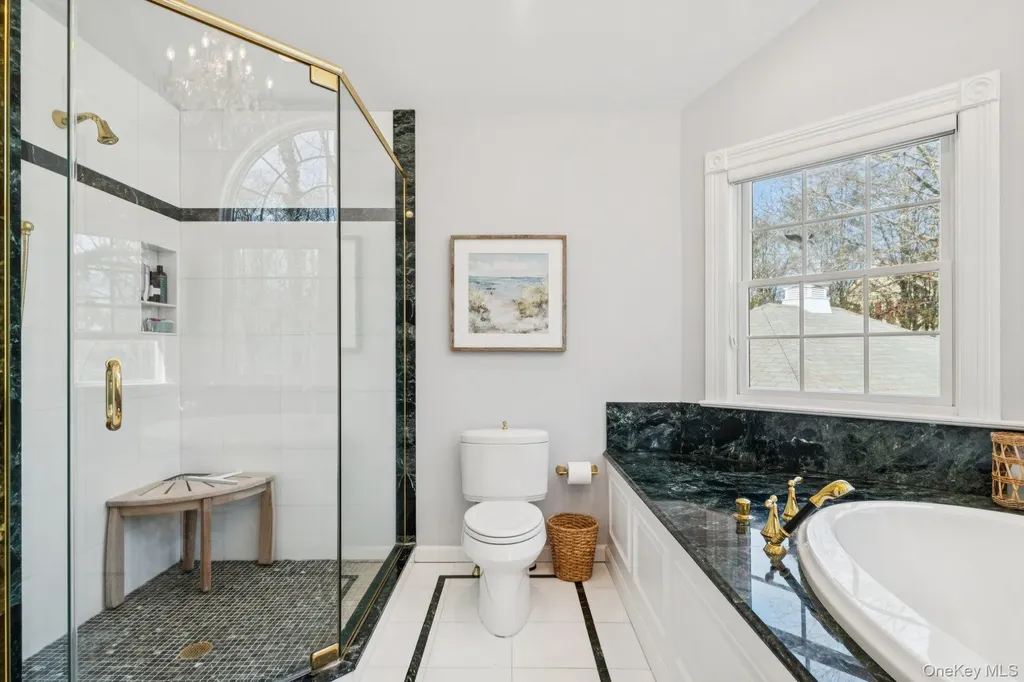 31 Fox Hunt Lane Cold Spring Harbor NY 11724