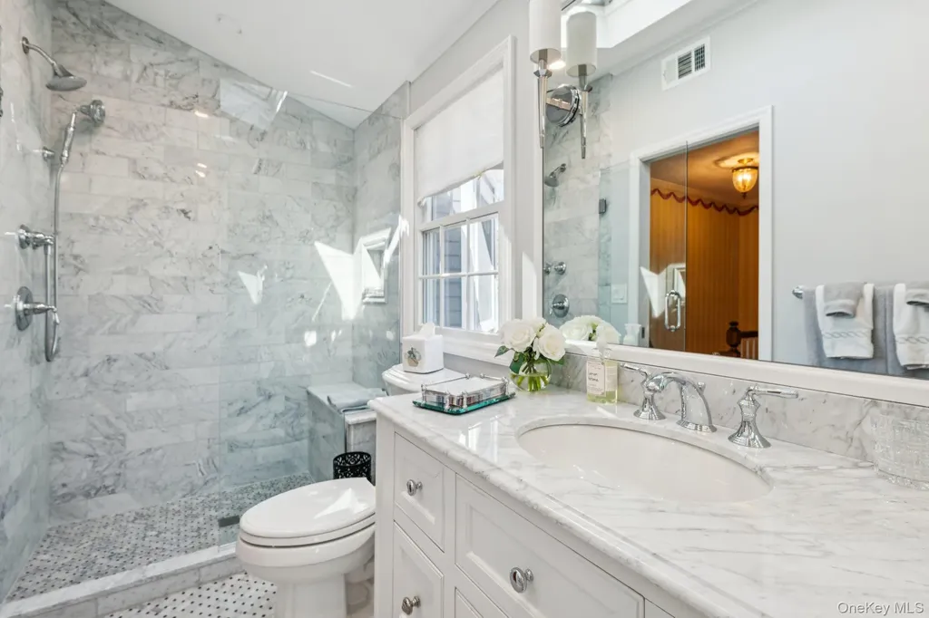 31 Fox Hunt Lane Cold Spring Harbor NY 11724