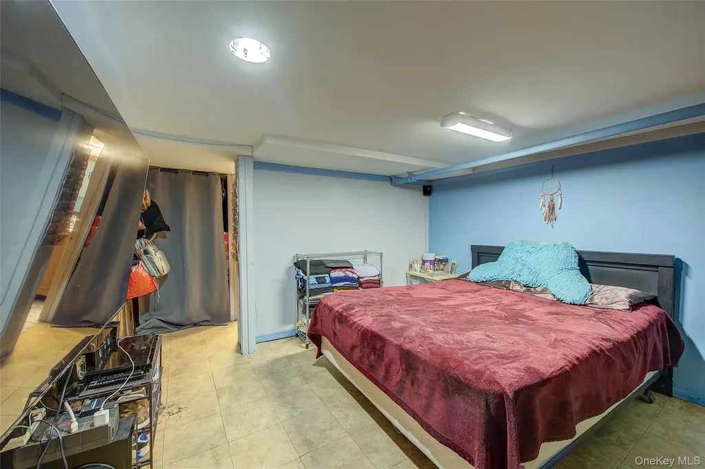 13536 95th Street Ozone Park NY 11417