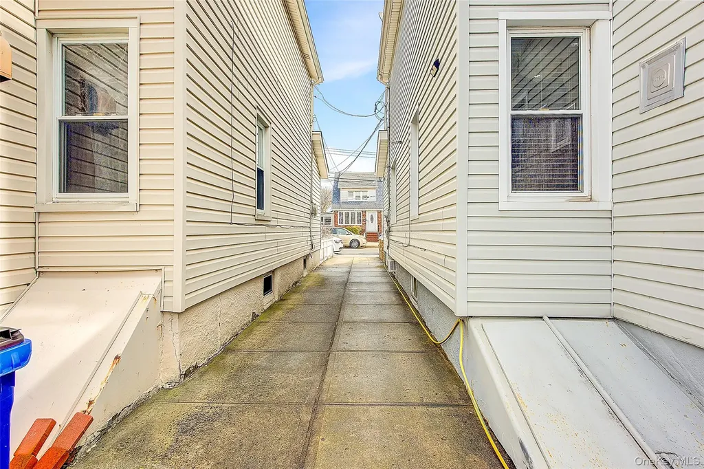 13536 95th Street Ozone Park NY 11417
