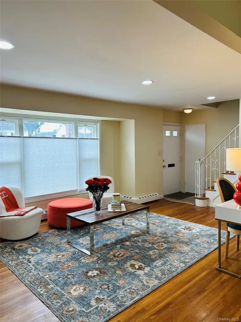 173 Wetherill Road Garden City NY 11530