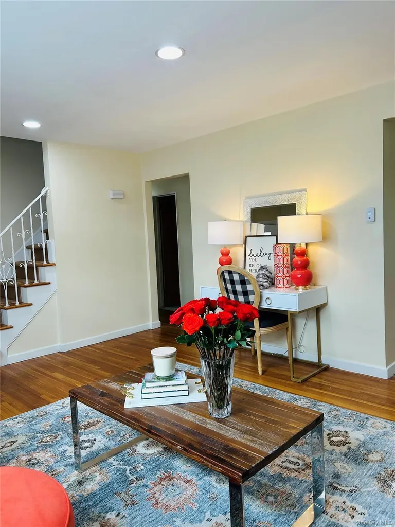 173 Wetherill Road Garden City NY 11530