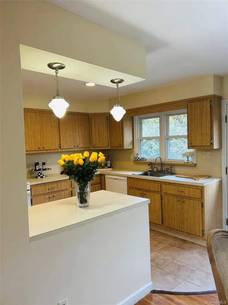 173 Wetherill Road Garden City NY 11530