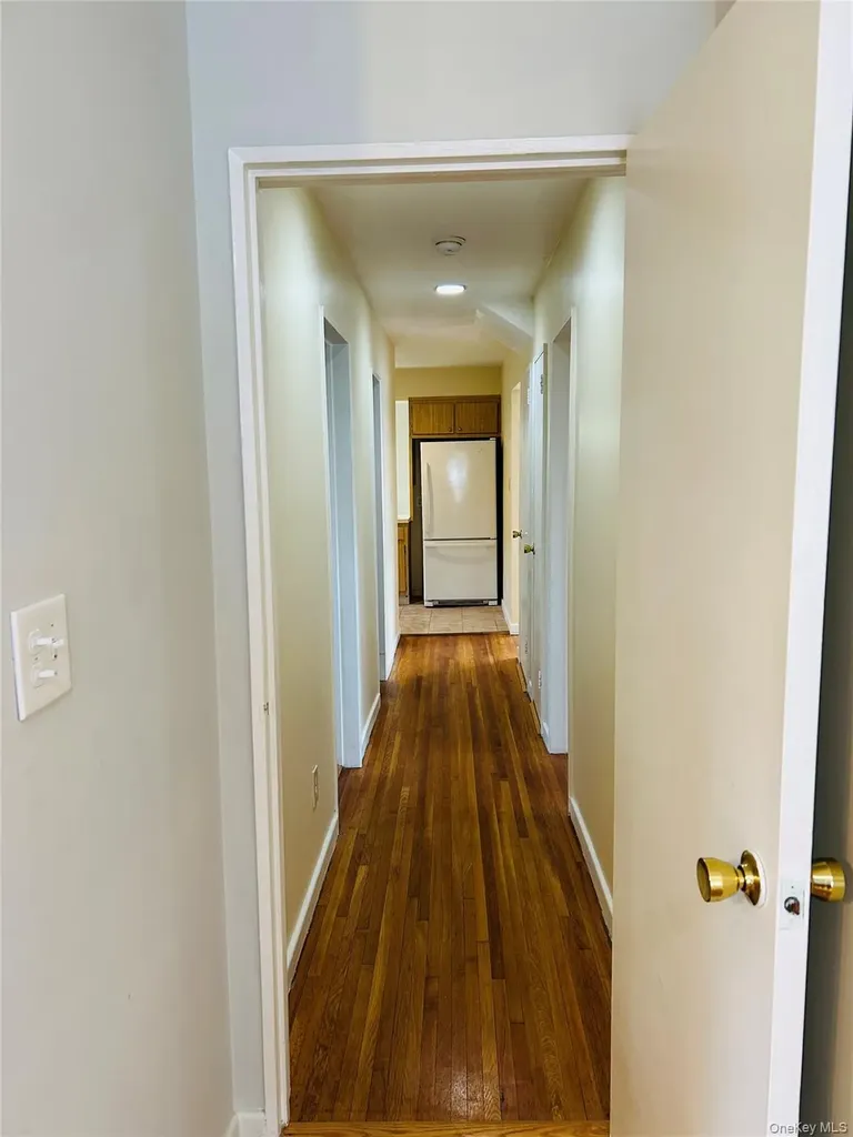 173 Wetherill Road Garden City NY 11530