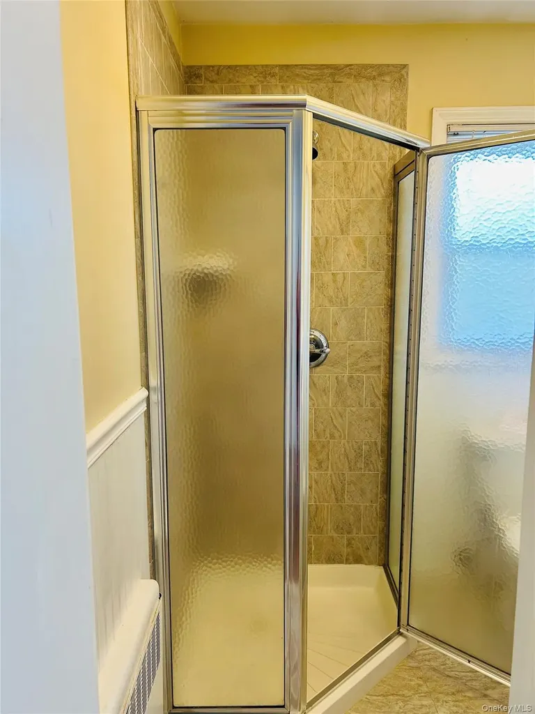 173 Wetherill Road Garden City NY 11530
