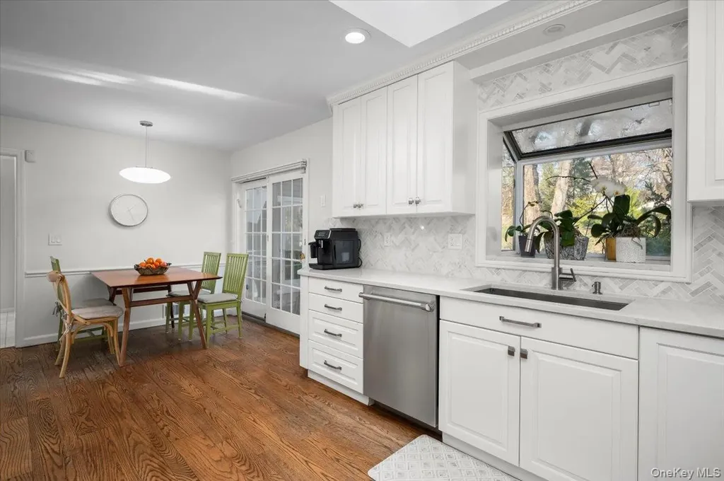 9 Cherry Lane Scarsdale NY 10583