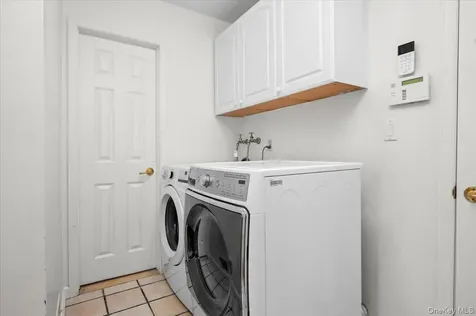 9 Cherry Lane Scarsdale NY 10583