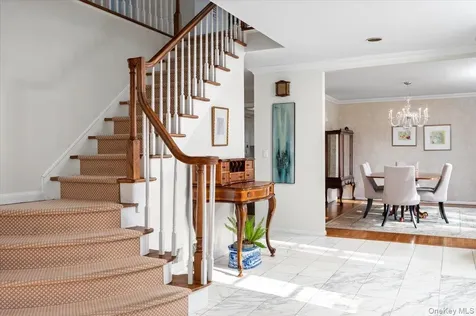 9 Cherry Lane Scarsdale NY 10583