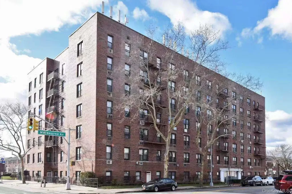 15272 Melbourne Avenue Flushing NY 11367