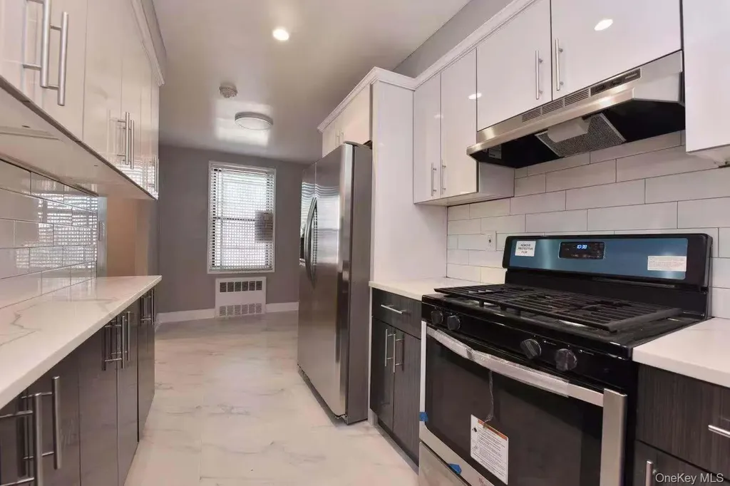 15272 Melbourne Avenue Flushing NY 11367